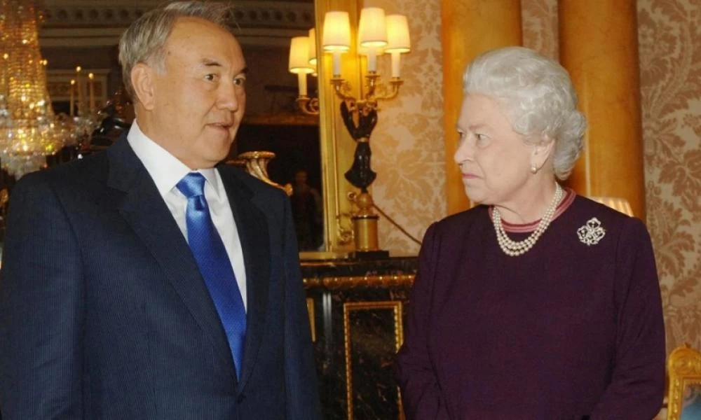 Καζακστάν: Μπορεί ο πρώην πρόεδρος Ναζαρμπάγιεφ και συγγενείς του να είναι εξαφανισμένοι αλλά... έχουν αγοράσει το... μισό Λονδίνο